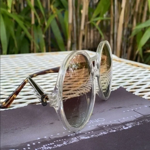 KOMONO Coco Clear / Tortoise Sunglasses New - Picture 8 of 16